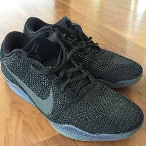 Kobe Elite 11, Black Space